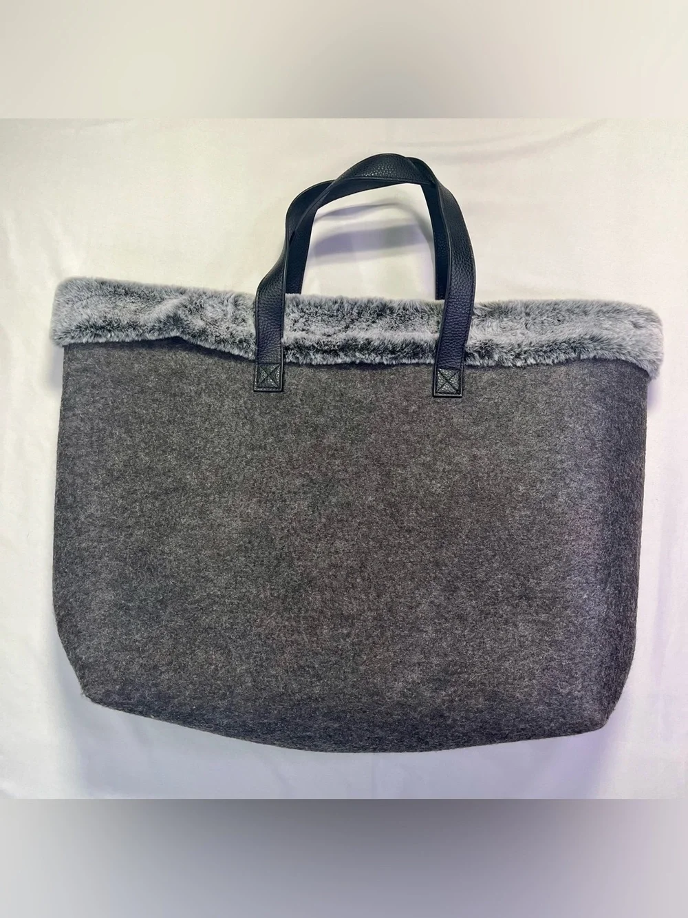 Barnes & Noble Gray Faux-Fur Trim Large Felt Tote with Black Handles